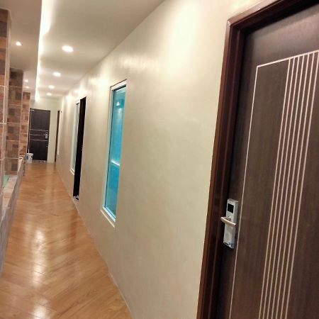Pine Hotel Batu Gajah Kültér fotó