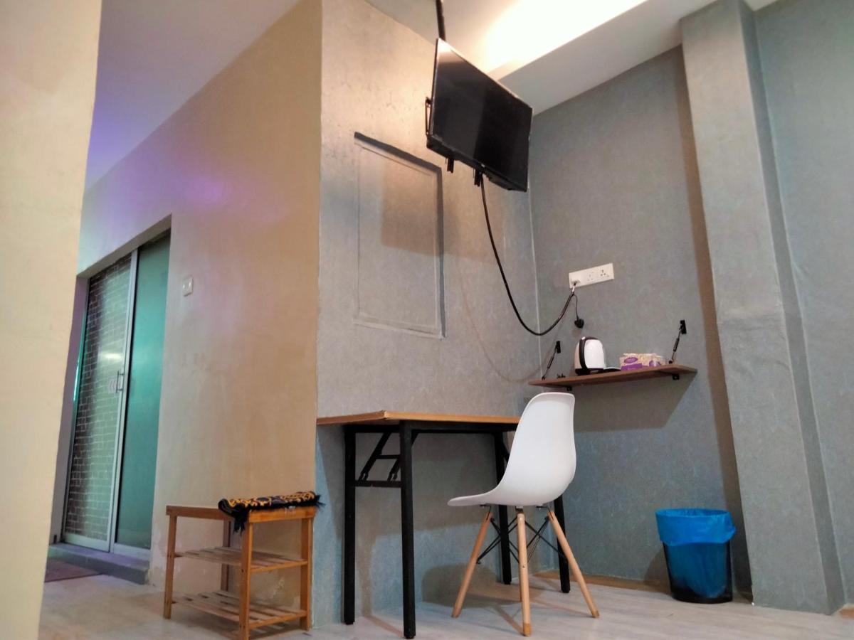 Pine Hotel Batu Gajah Kültér fotó