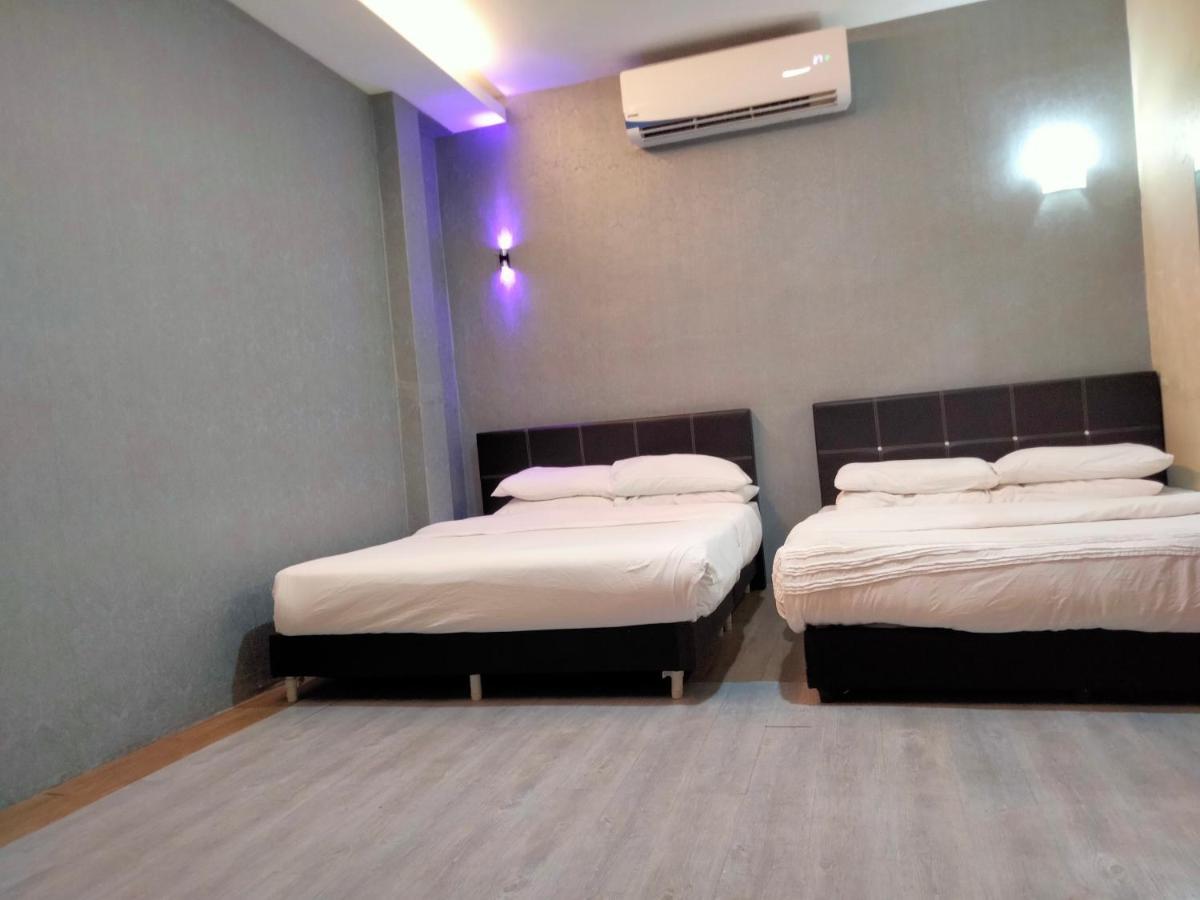 Pine Hotel Batu Gajah Kültér fotó