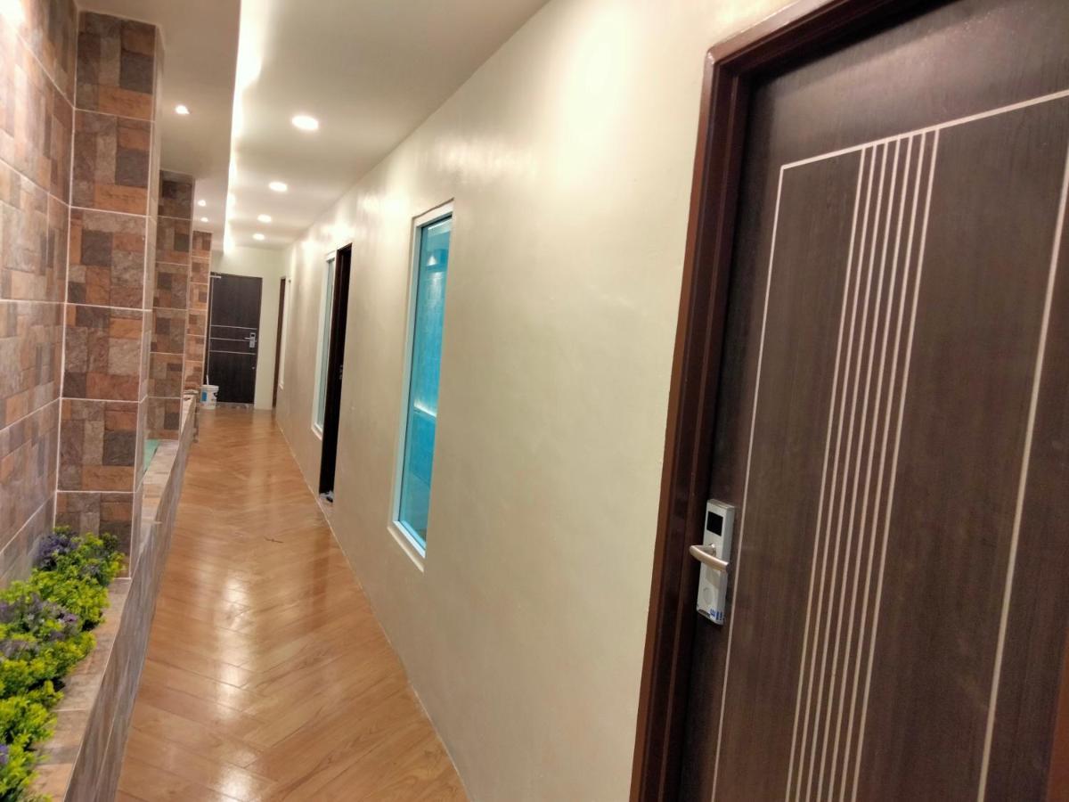 Pine Hotel Batu Gajah Kültér fotó